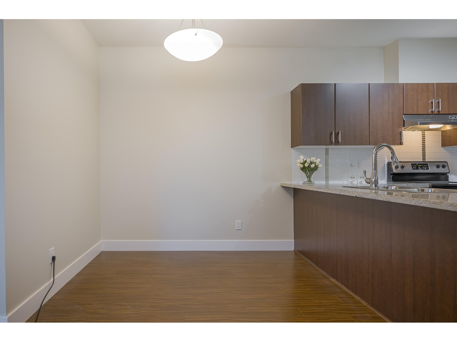 305 19830 56 Avenue, Langley, British Columbia  V3A 0A5 - Photo 6 - R2987121