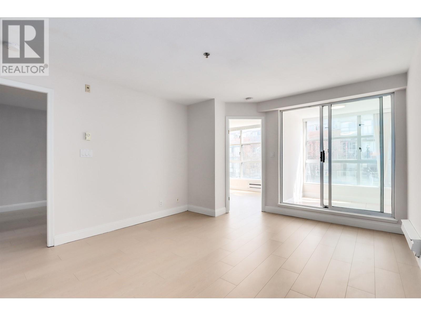 313 4113 Fraser Street, Vancouver, British Columbia  V5V 4E9 - Photo 4 - R2986078