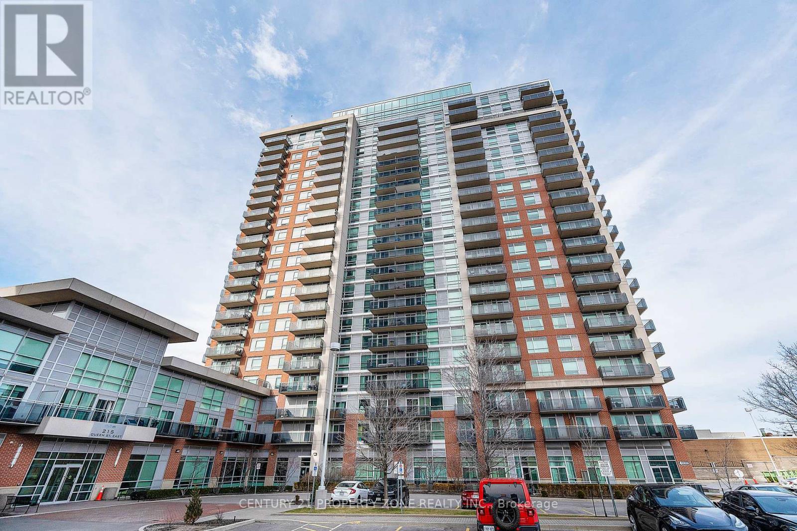 Property at 220 - 215 QUEEN STREET E image 2