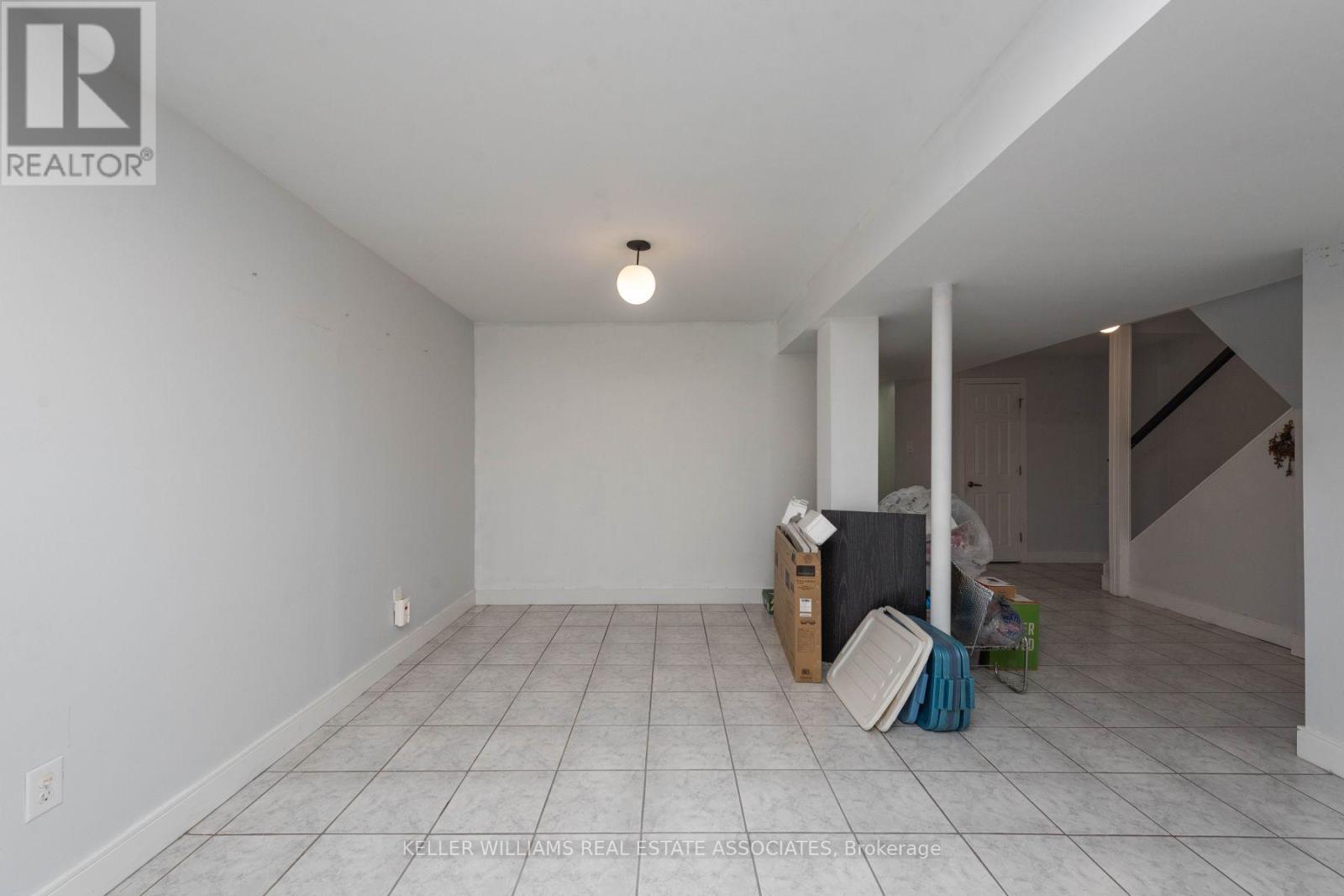 631 Ashprior Avenue, Mississauga, Ontario  L5R 3N6 - Photo 24 - W12067671