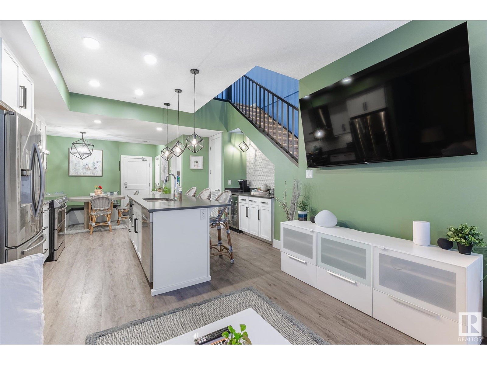 Property at #111 528 GRIESBACH PARADE PR NW image 4