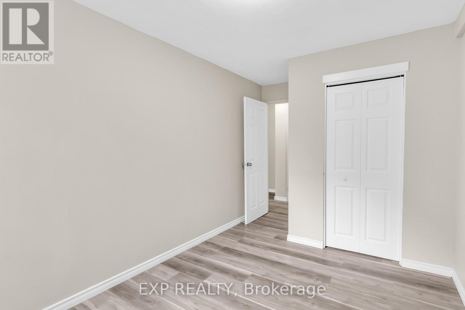 104 - 601 Barber Avenue N, North Perth, Ontario  N4W 1S4 - Photo 7 - X12063602