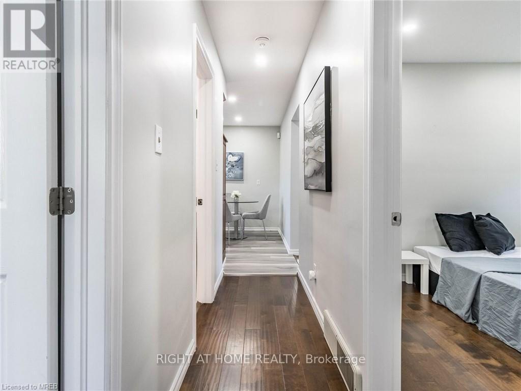 189 Northlake Drive, Waterloo, Ontario  N2V 1B7 - Photo 16 - X12067677