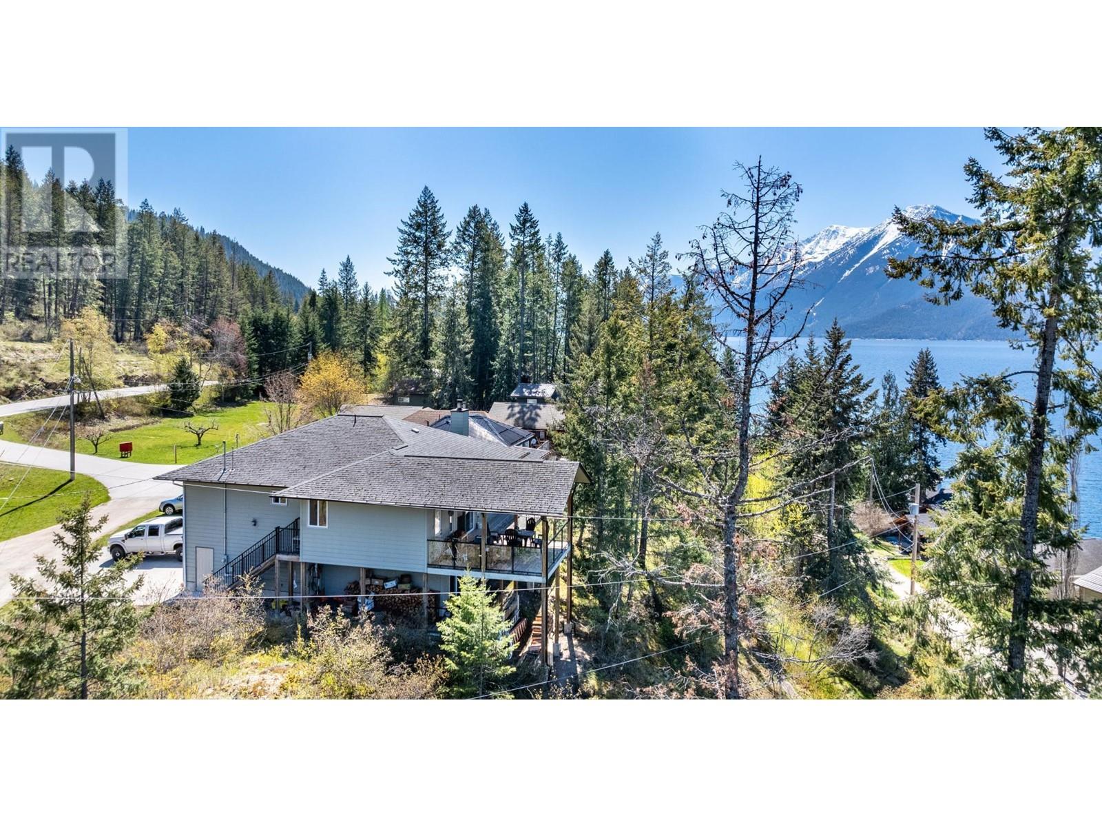 14533 Smith Road, Gray Creek, British Columbia  V0B 1E0 - Photo 4 - 10342443