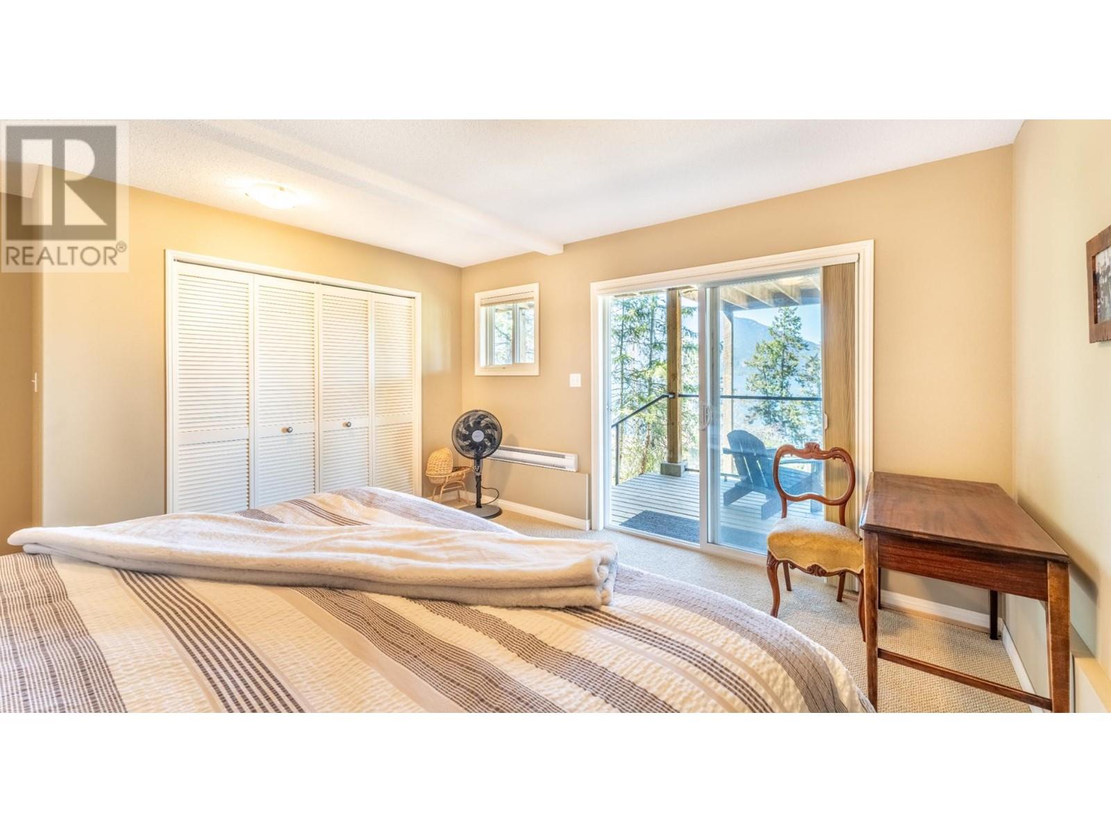 14533 Smith Road, Gray Creek, British Columbia  V0B 1E0 - Photo 40 - 10342443