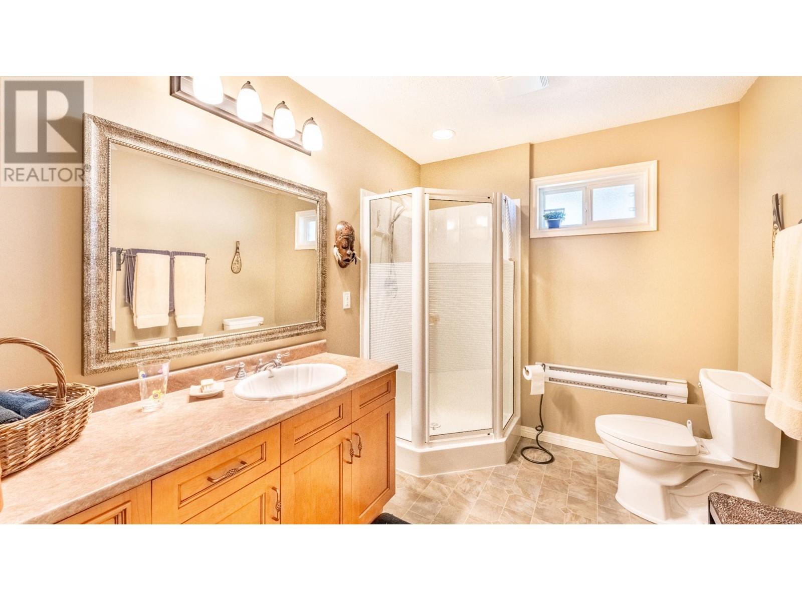 14533 Smith Road, Gray Creek, British Columbia  V0B 1E0 - Photo 42 - 10342443