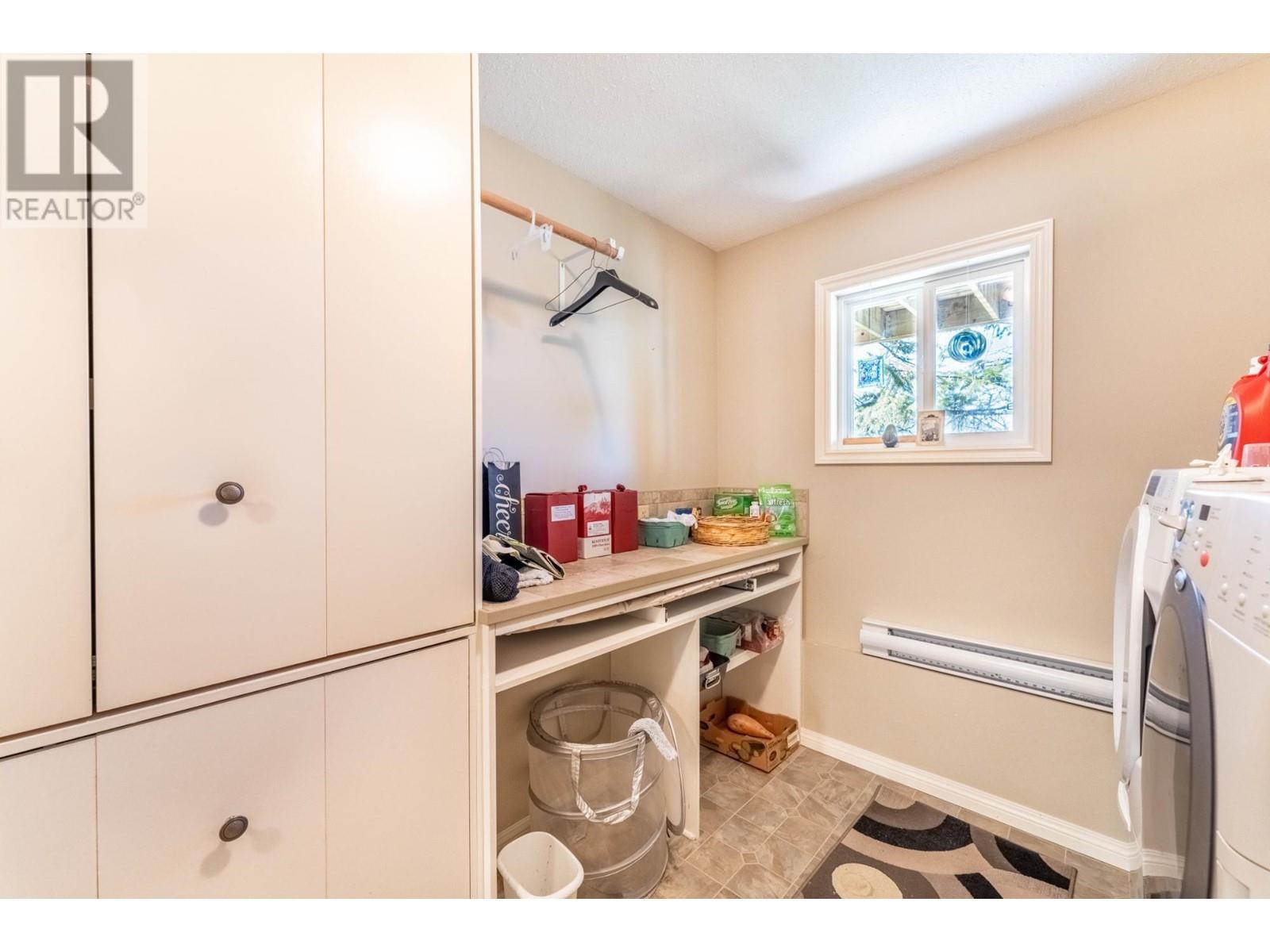14533 Smith Road, Gray Creek, British Columbia  V0B 1E0 - Photo 43 - 10342443