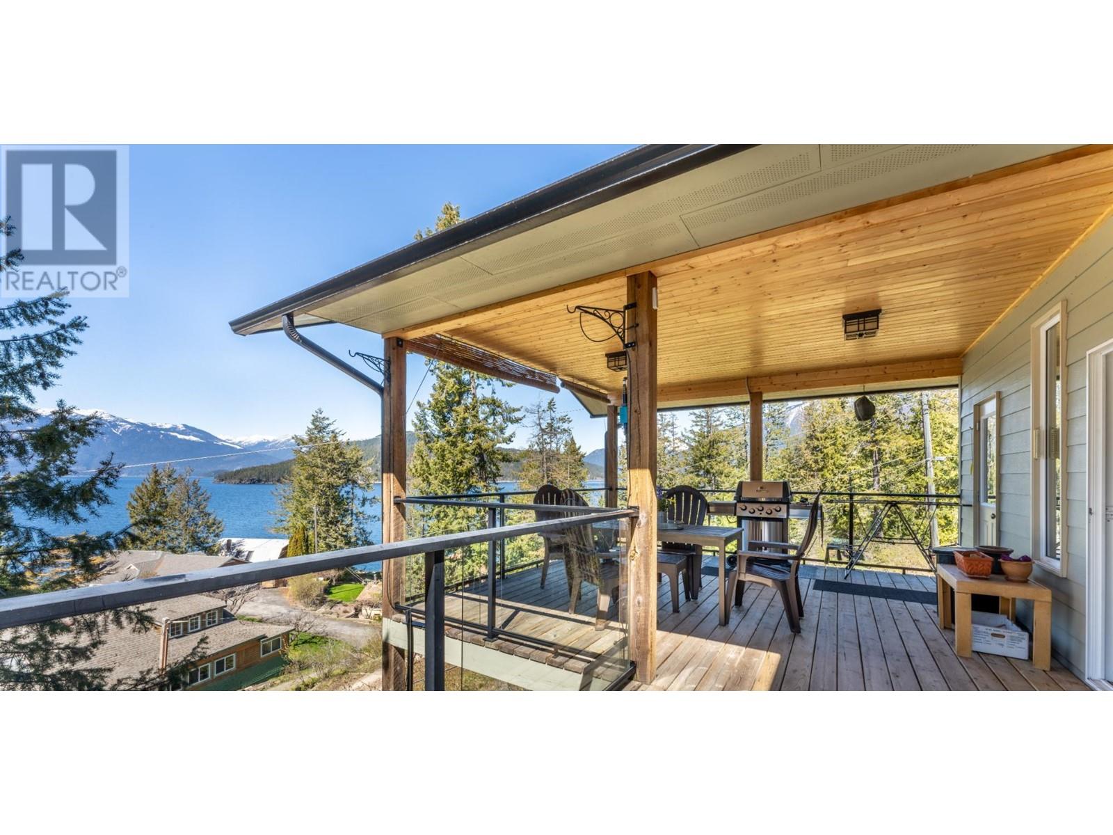 14533 Smith Road, Gray Creek, British Columbia  V0B 1E0 - Photo 6 - 10342443
