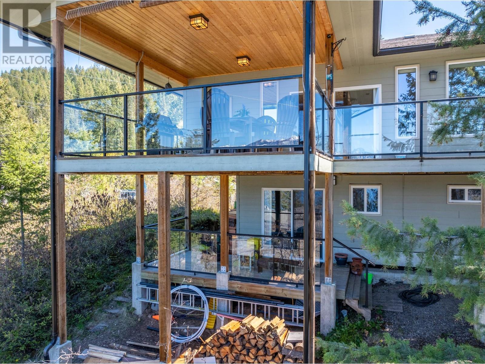 14533 Smith Road, Gray Creek, British Columbia  V0B 1E0 - Photo 7 - 10342443