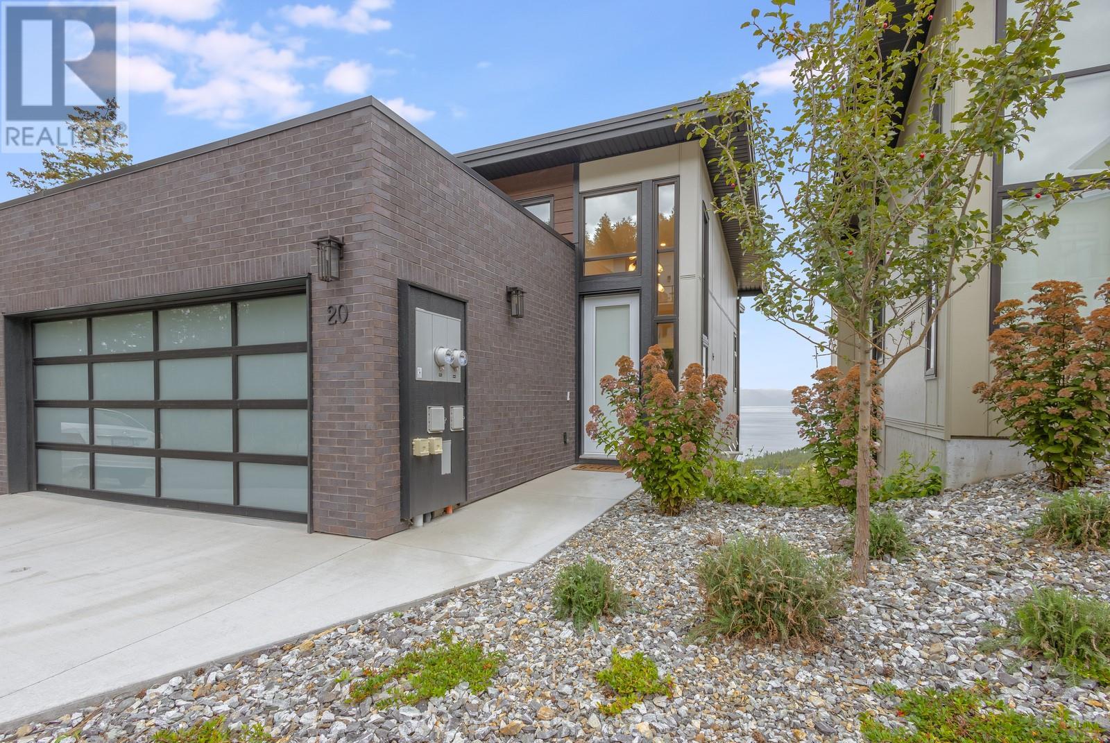 Property at 3220 Hilltown Drive Unit# 20 image 3