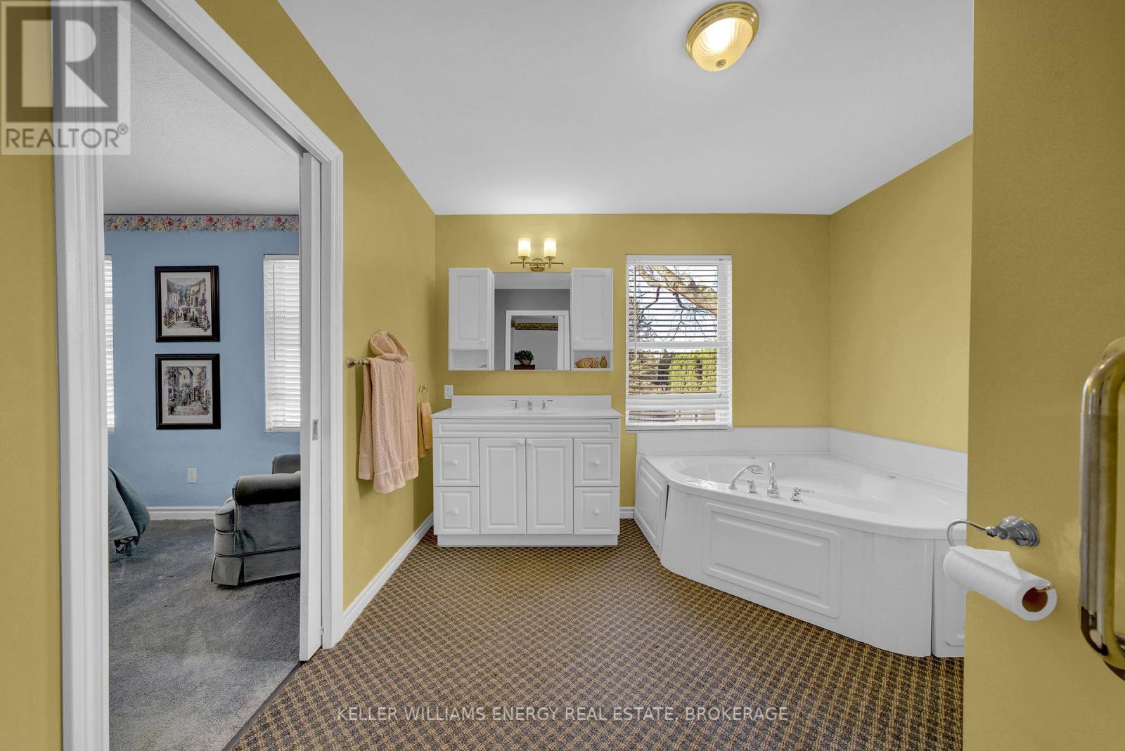 8 Cumberland Street, Prince Edward County, Ontario  K0K 2T0 - Photo 21 - X12067742