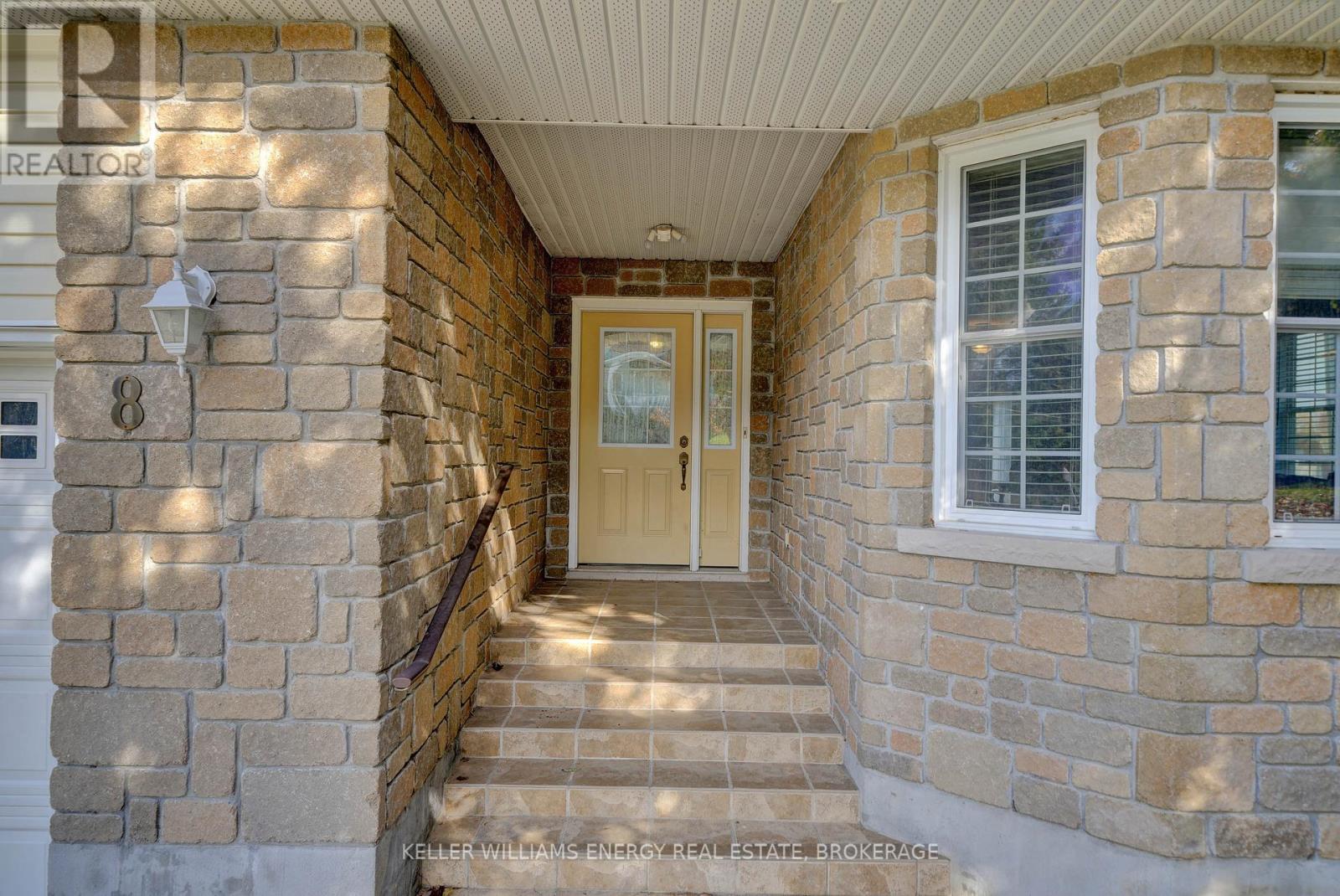 8 Cumberland Street, Prince Edward County, Ontario  K0K 2T0 - Photo 4 - X12067742