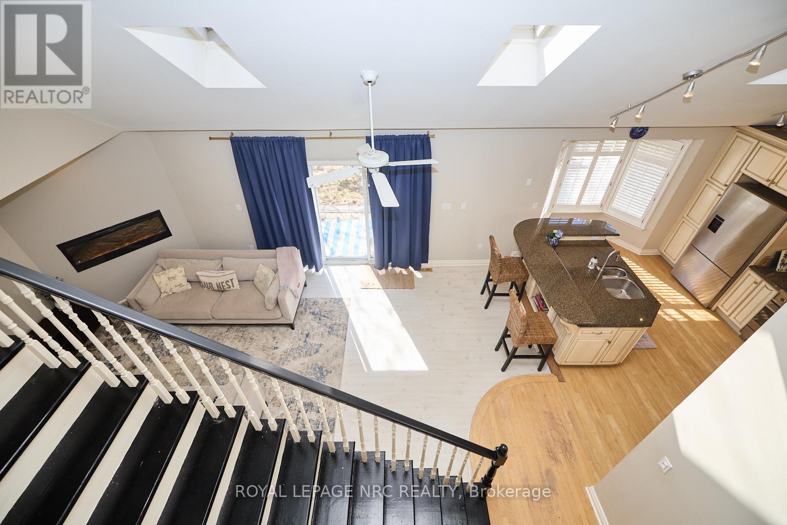 12 Brigantine Court, St. Catharines (Port Weller), Ontario  L2M 7V4 - Photo 18 - X12067740