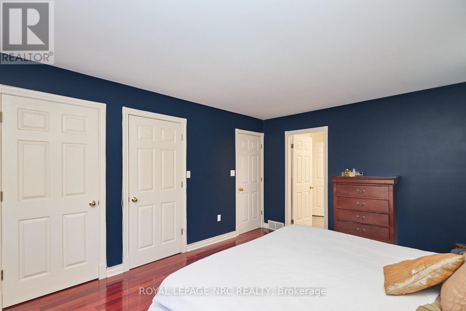 12 Brigantine Court, St. Catharines (Port Weller), Ontario  L2M 7V4 - Photo 21 - X12067740