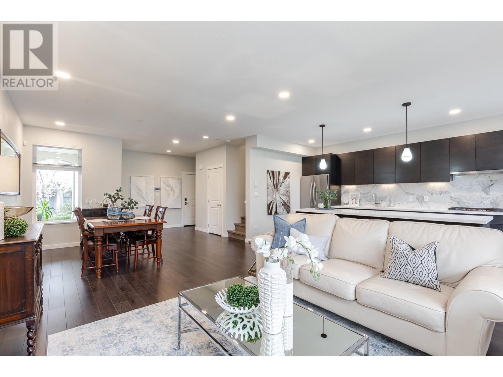 51 3400 Devonshire Avenue, Coquitlam, British Columbia  V3E 0L1 - Photo 8 - R2986819