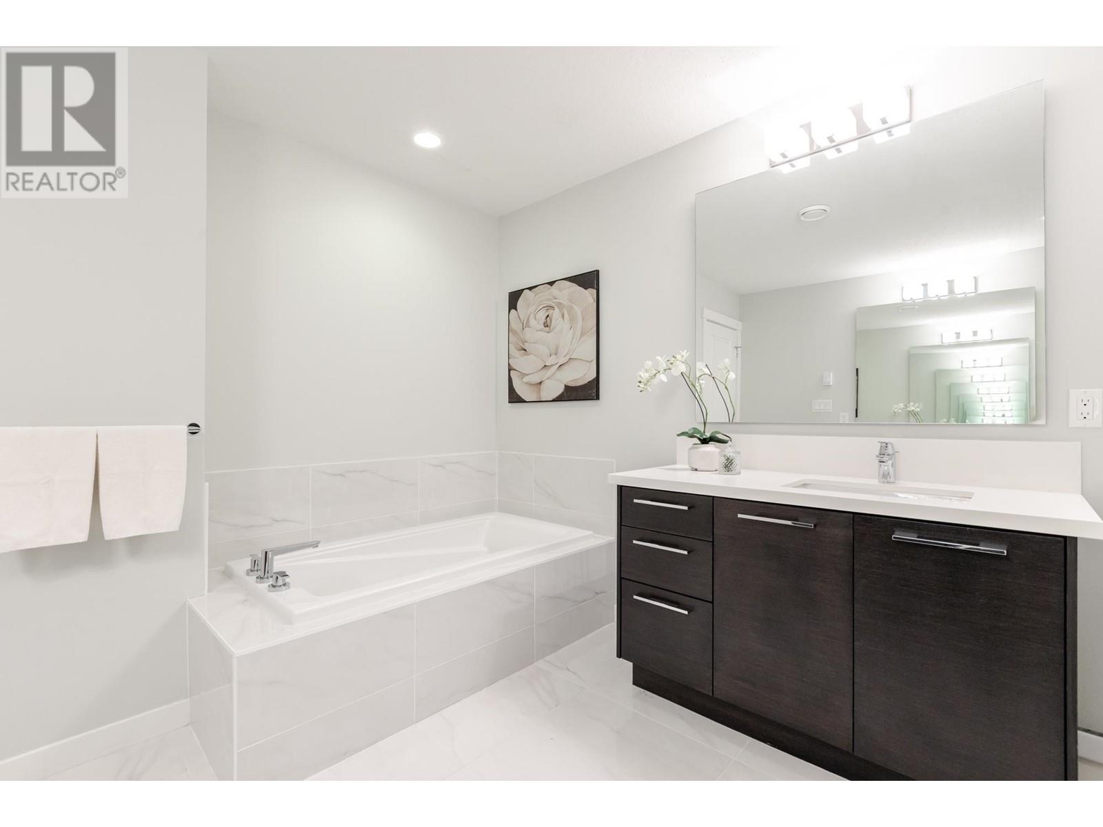 51 3400 Devonshire Avenue, Coquitlam, British Columbia  V3E 0L1 - Photo 17 - R2986819