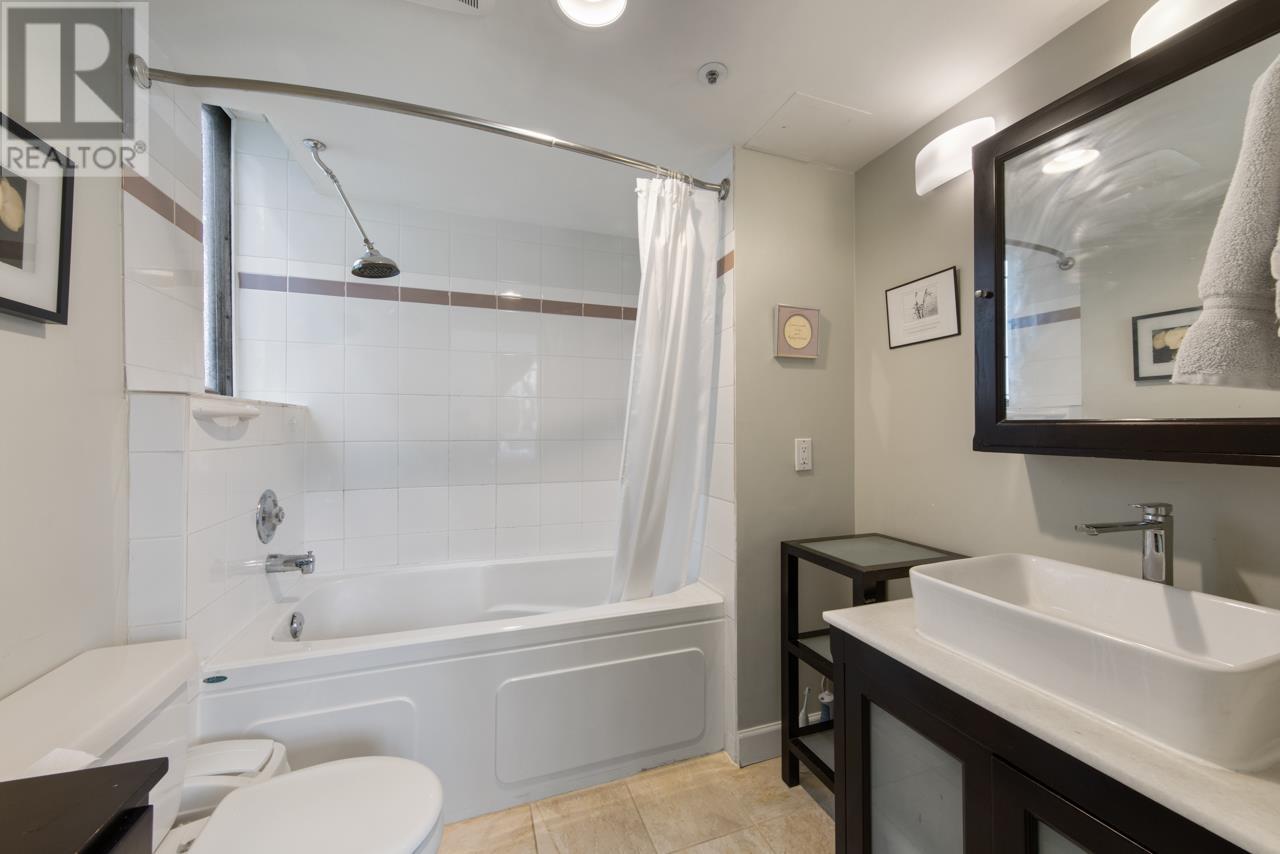 205 2405 W 2nd Avenue, Vancouver, British Columbia  V6K 1J5 - Photo 11 - R2987176