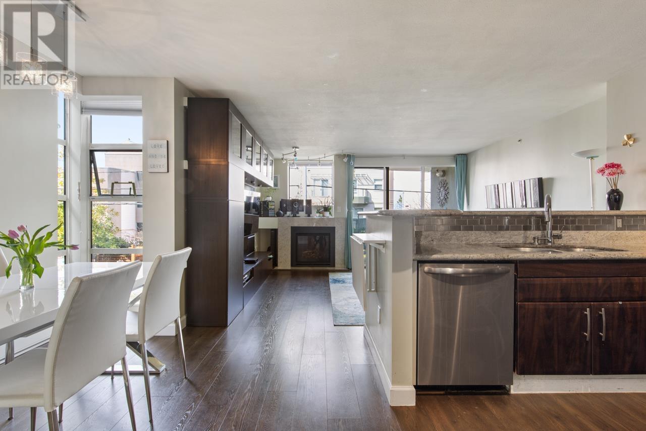 205 2405 W 2nd Avenue, Vancouver, British Columbia  V6K 1J5 - Photo 5 - R2987176