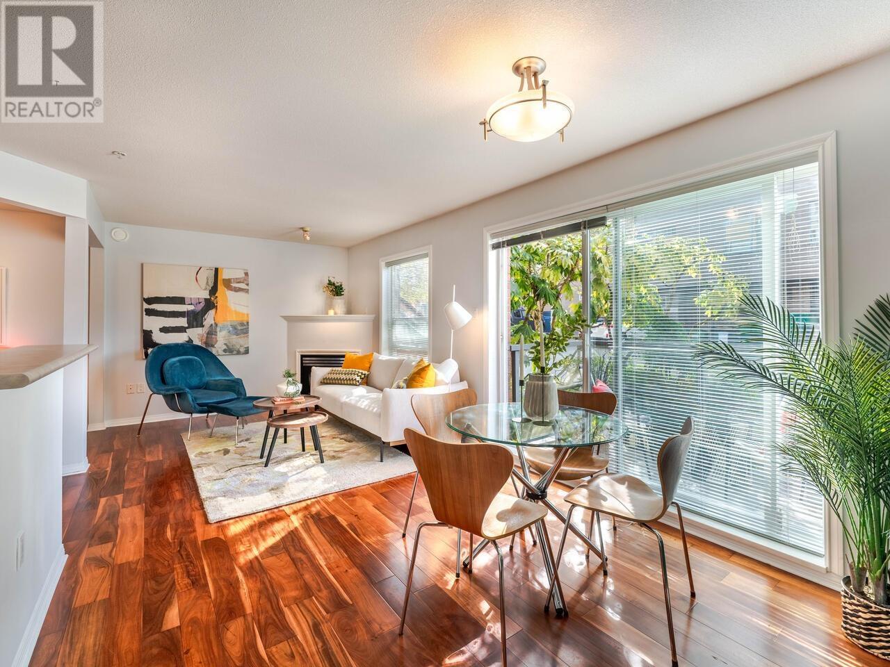 2678 Watson Street, Vancouver, British Columbia  V5T 4T6 - Photo 4 - R2987196