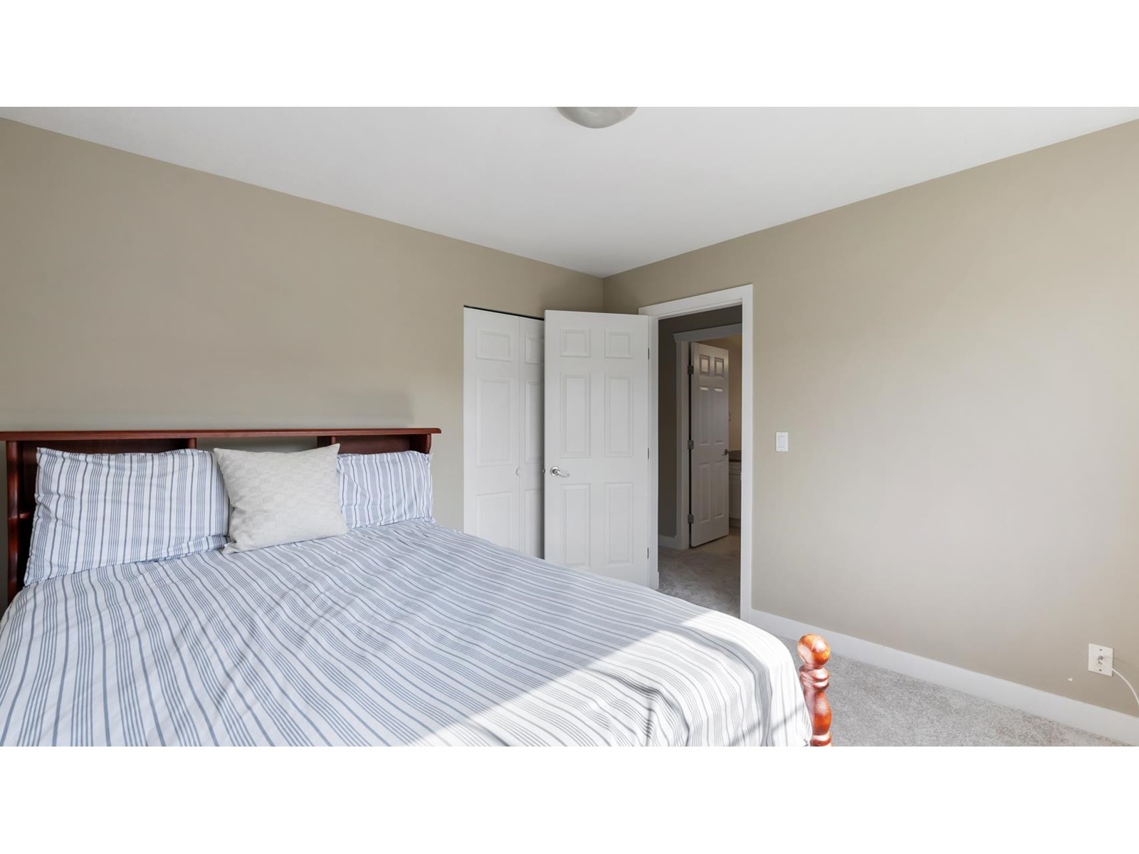 16795 61 Avenue, Surrey, British Columbia  V3S 0Z1 - Photo 23 - R2987011