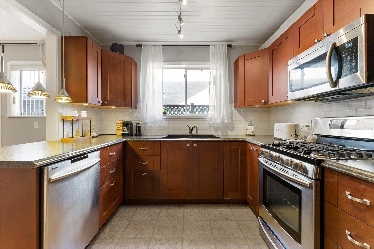 9116 158 Street, Surrey, British Columbia  V4N 2X5 - Photo 25 - R2987097