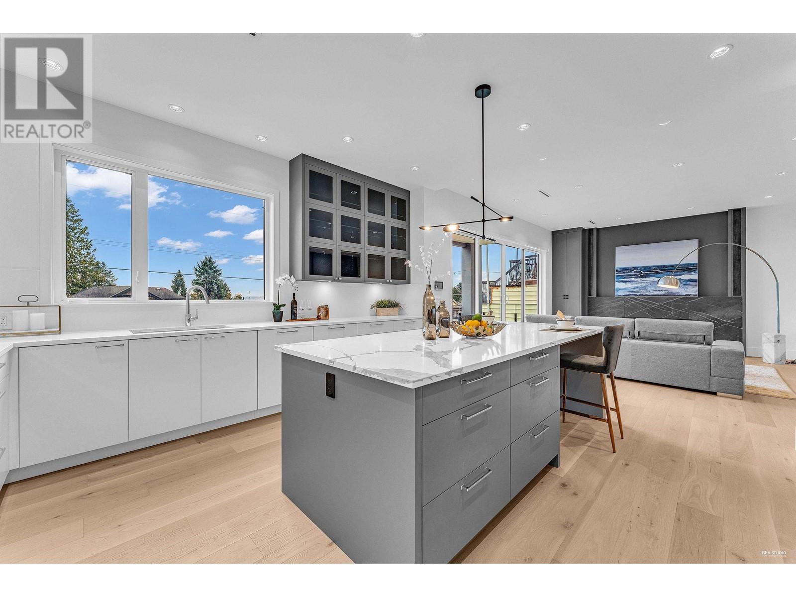 615 E 6th Street, North Vancouver, British Columbia  V7L 1R4 - Photo 17 - R2987131