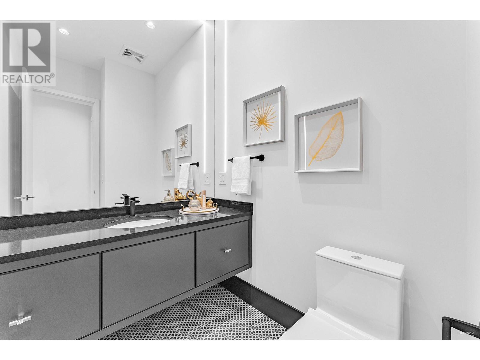 615 E 6th Street, North Vancouver, British Columbia  V7L 1R4 - Photo 18 - R2987131
