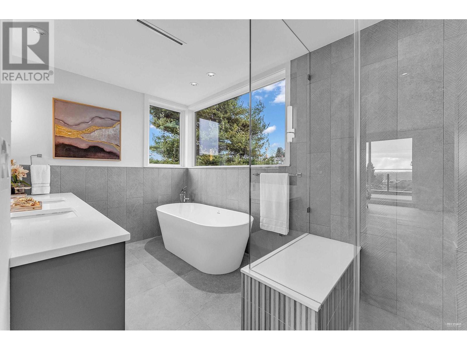615 E 6th Street, North Vancouver, British Columbia  V7L 1R4 - Photo 22 - R2987131