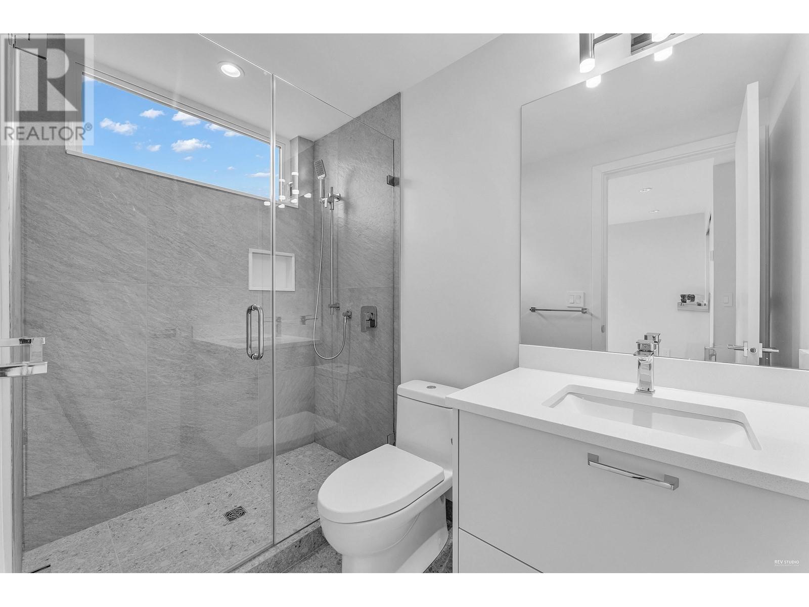 615 E 6th Street, North Vancouver, British Columbia  V7L 1R4 - Photo 24 - R2987131