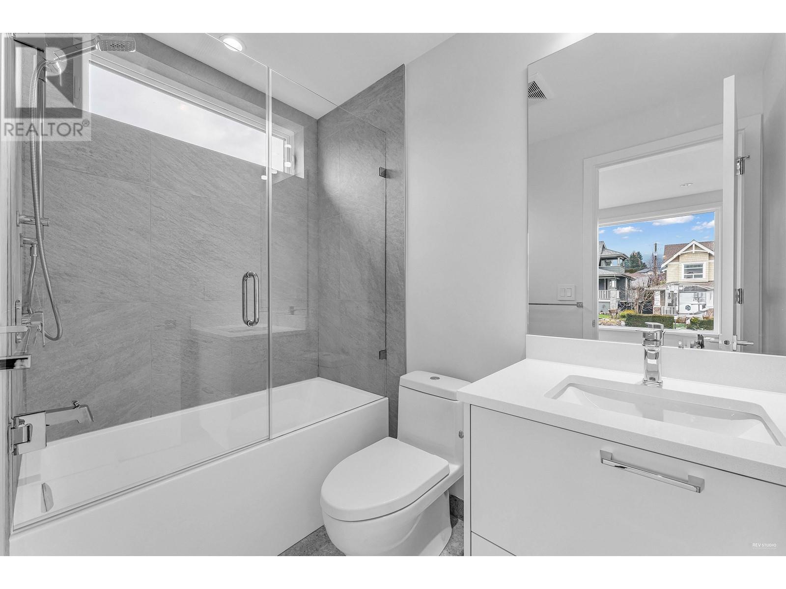 615 E 6th Street, North Vancouver, British Columbia  V7L 1R4 - Photo 26 - R2987131
