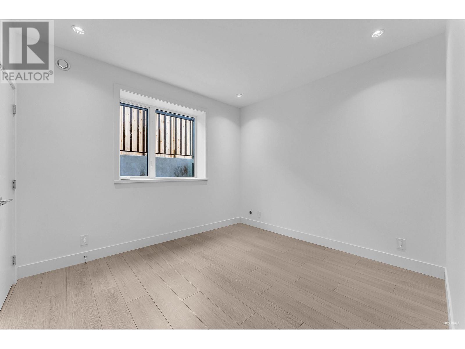 615 E 6th Street, North Vancouver, British Columbia  V7L 1R4 - Photo 31 - R2987131