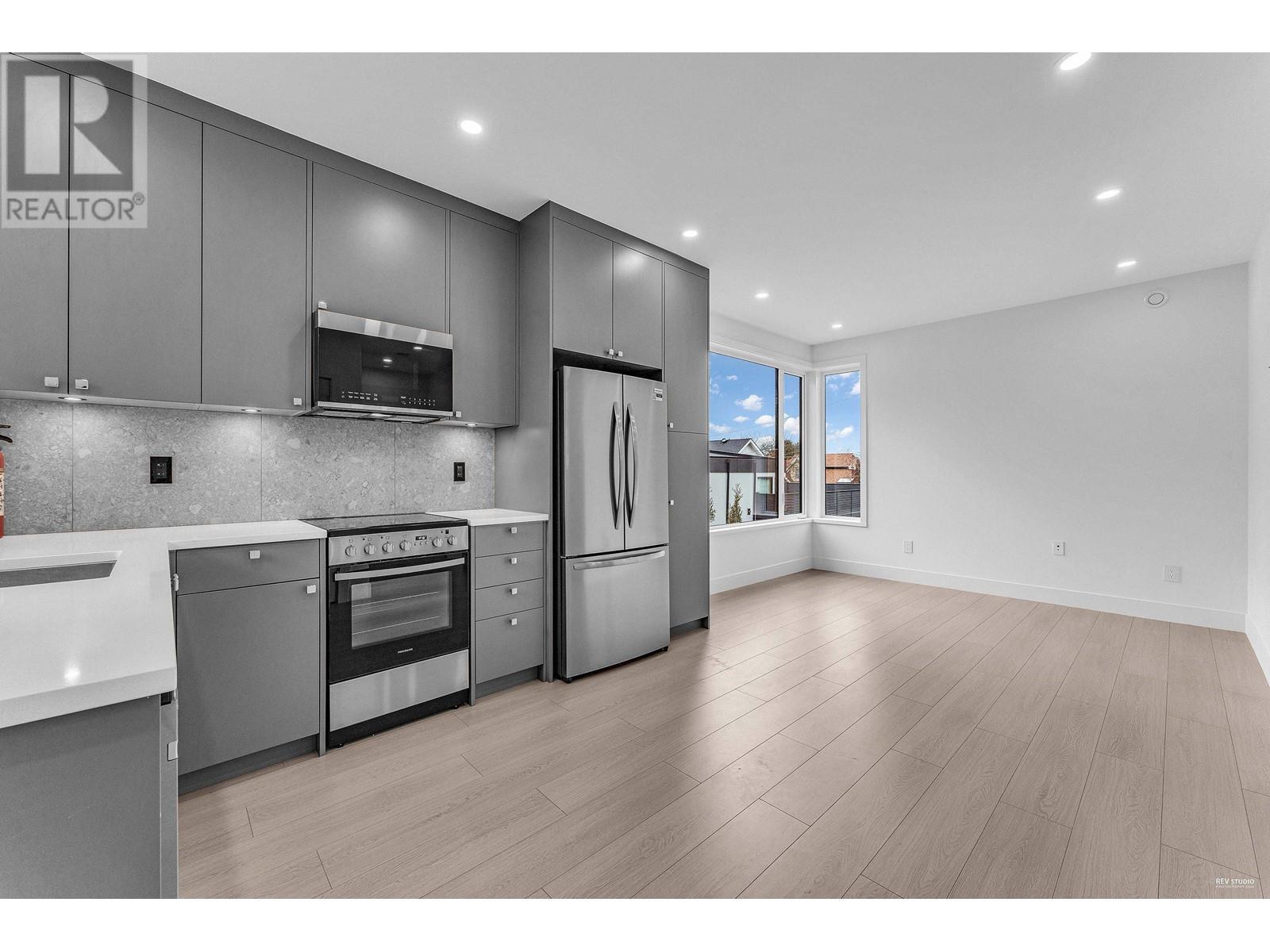 615 E 6th Street, North Vancouver, British Columbia  V7L 1R4 - Photo 35 - R2987131