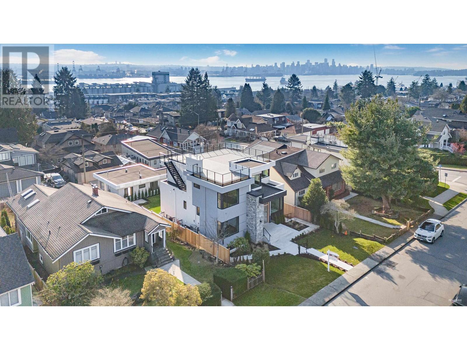 615 E 6th Street, North Vancouver, British Columbia  V7L 1R4 - Photo 39 - R2987131