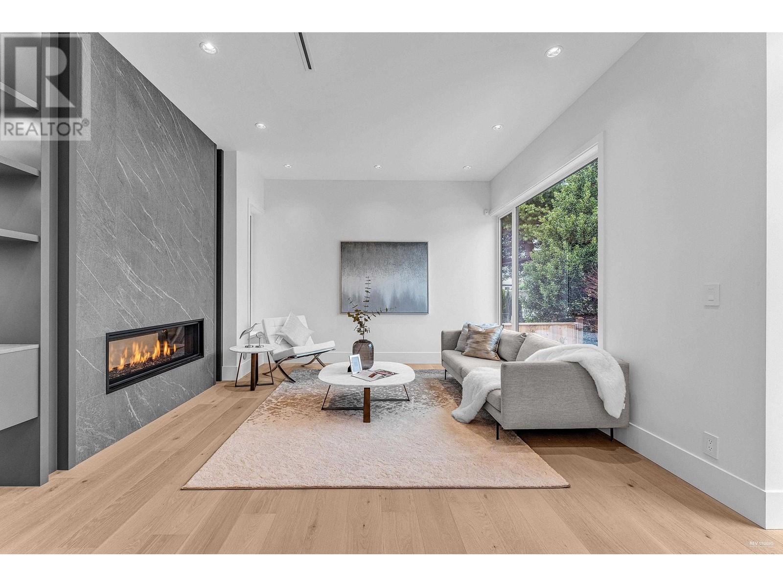 615 E 6th Street, North Vancouver, British Columbia  V7L 1R4 - Photo 7 - R2987131