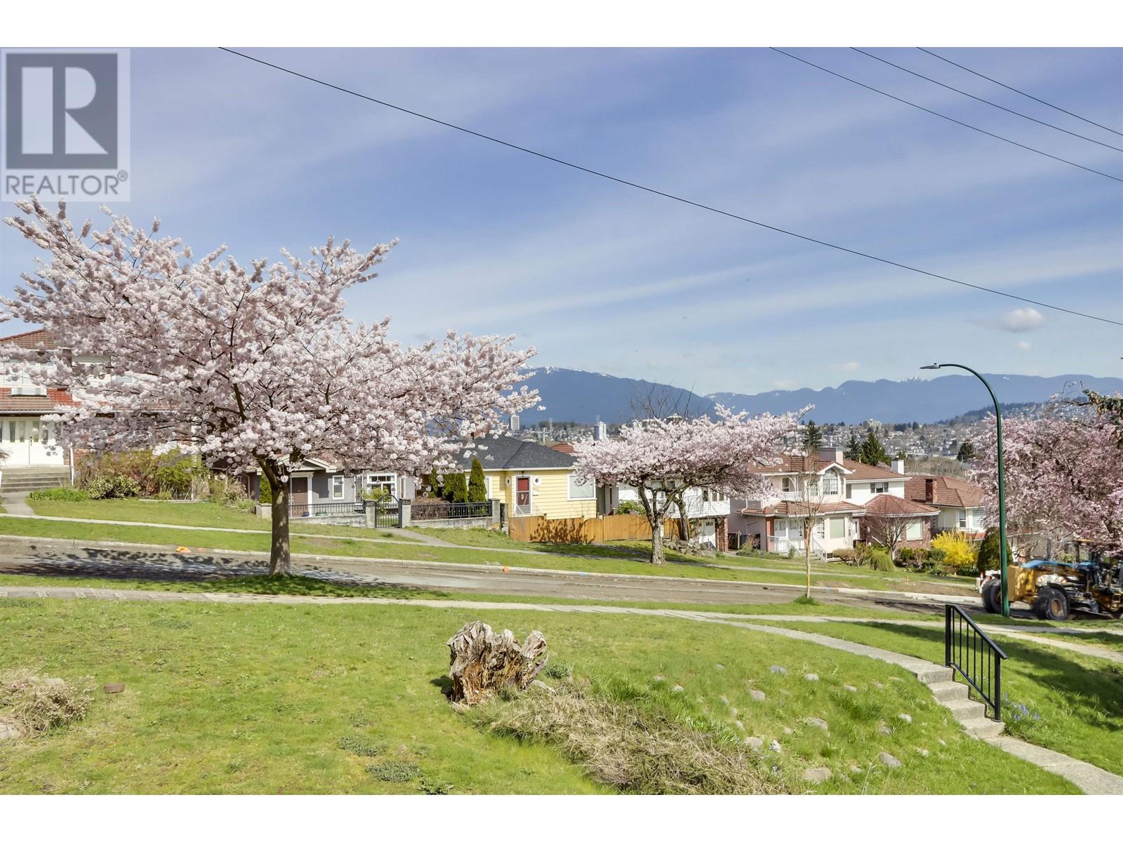 3034 E 5th Avenue, Vancouver, British Columbia  V5M 1N8 - Photo 13 - R2987153