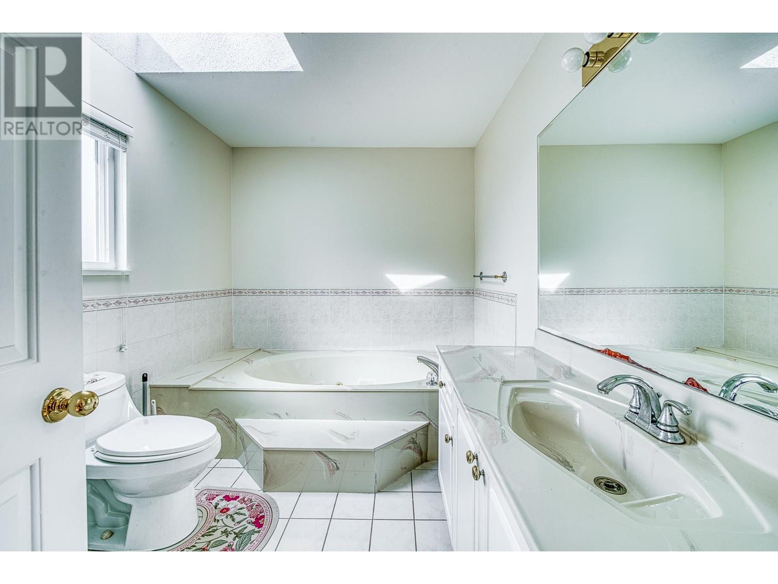1908 E 39th Avenue, Vancouver, British Columbia  V5P 1H4 - Photo 24 - R2987189