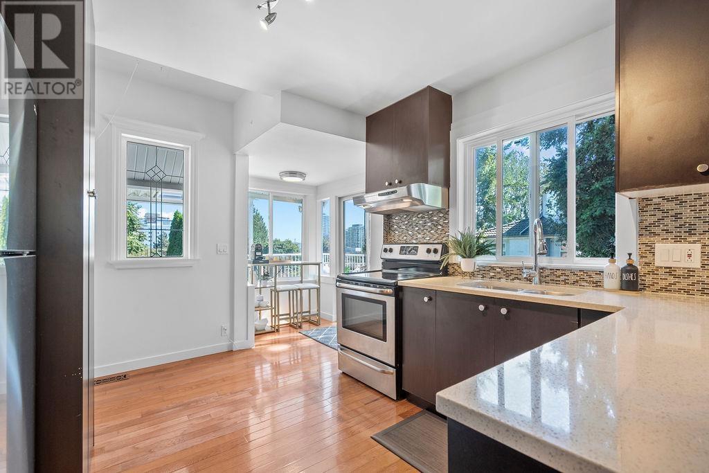 342 Blair Avenue, New Westminster, British Columbia  V3L 4A2 - Photo 11 - R2987218
