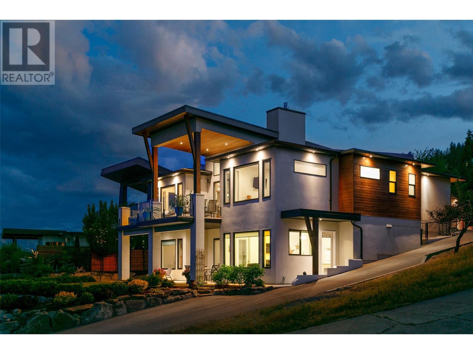 2822 Ourtoland Road, West Kelowna, British Columbia