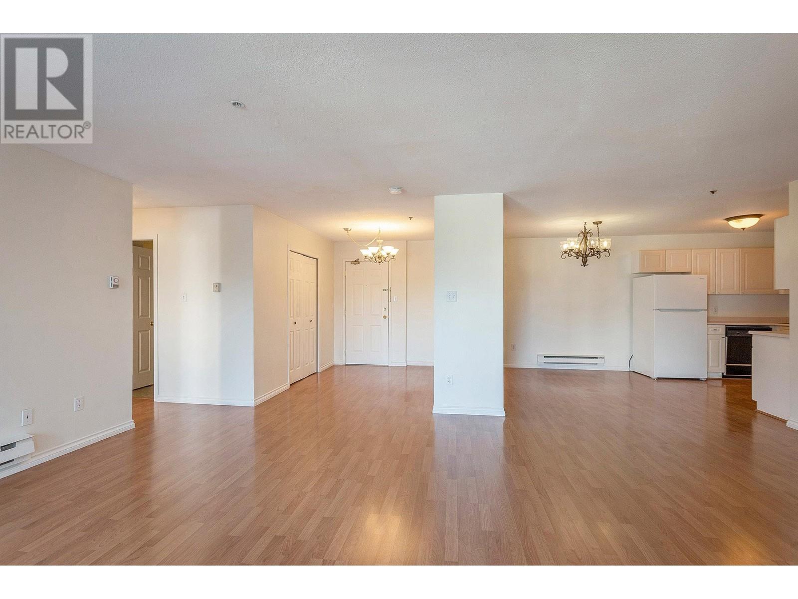 201 7031 Blundell Road, Richmond, British Columbia  V6Y 1J5 - Photo 2 - R2986580