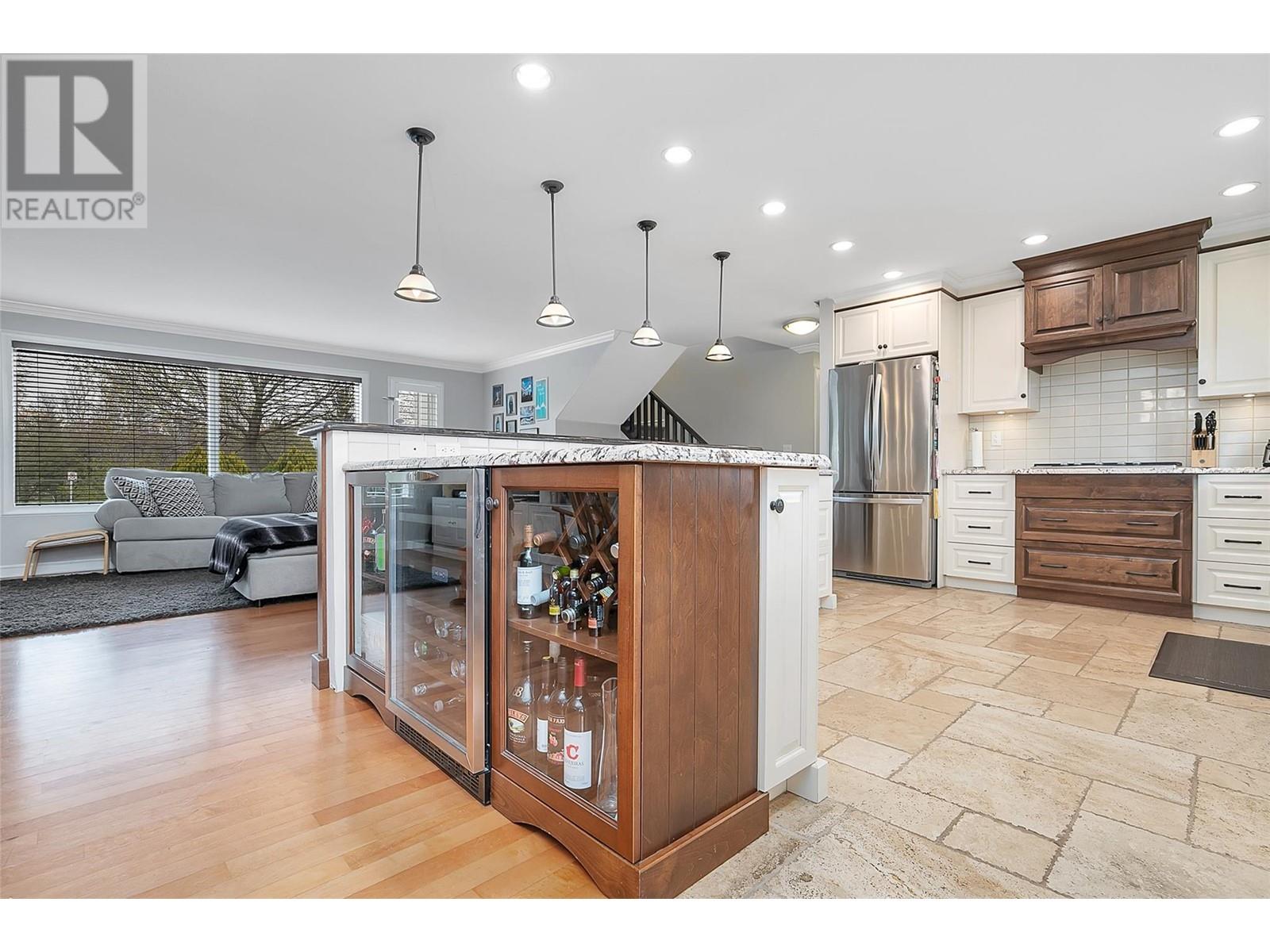 785 Birch Avenue, Kelowna, British Columbia  V1Y 5H3 - Photo 6 - 10341955