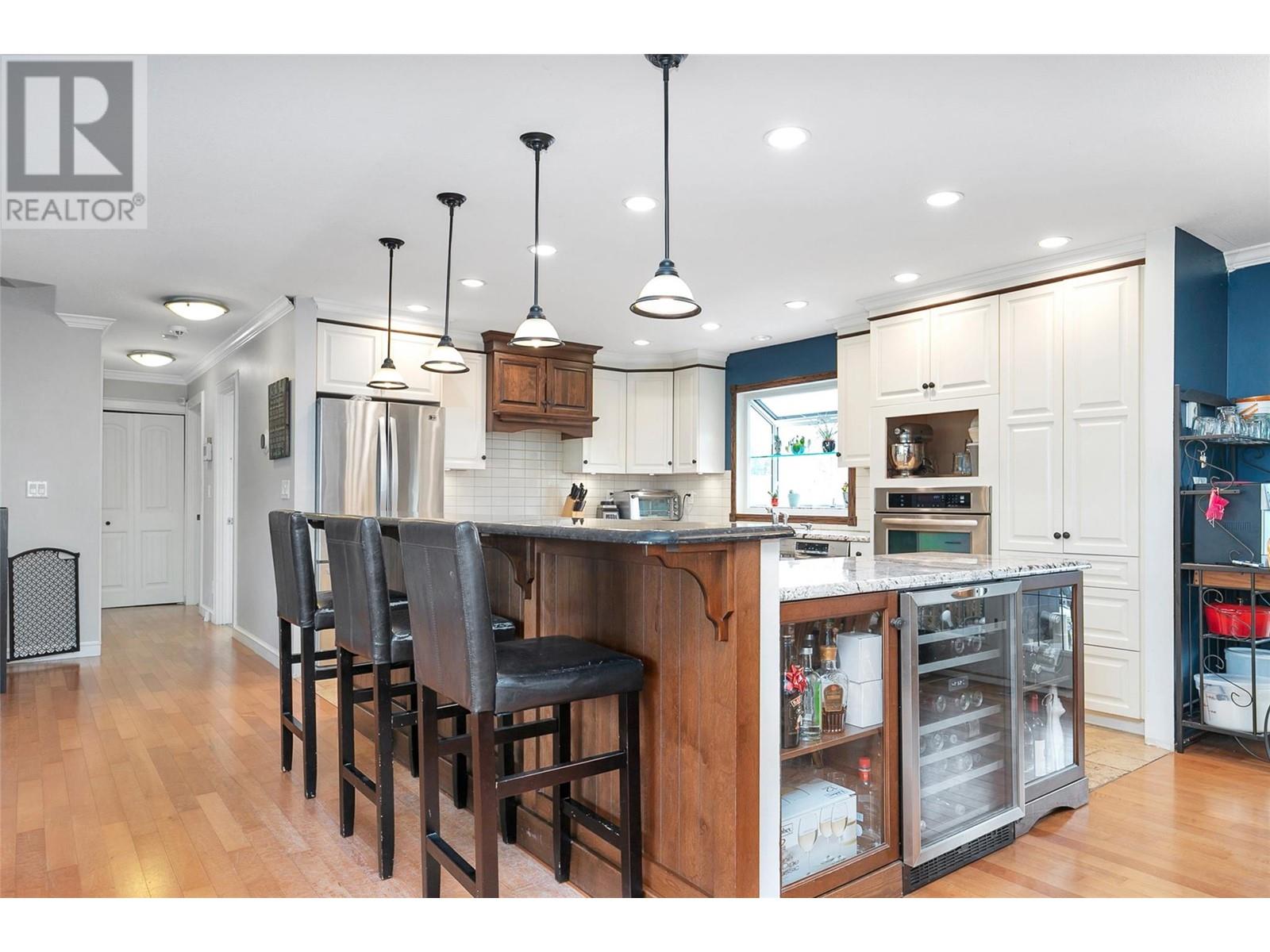 785 Birch Avenue, Kelowna, British Columbia  V1Y 5H3 - Photo 5 - 10341955