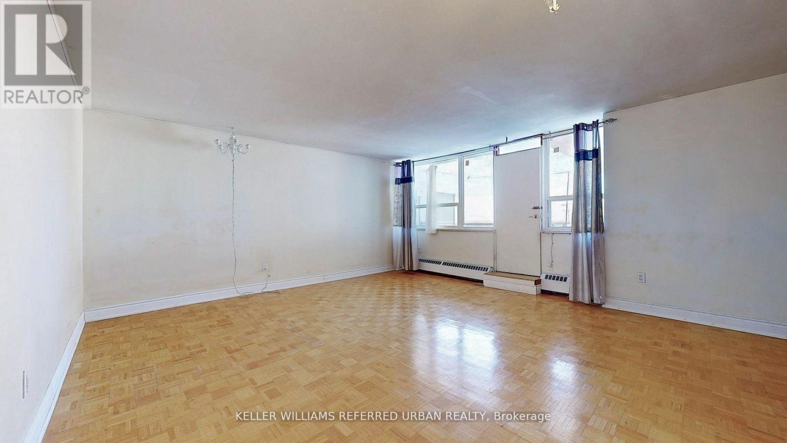Property at 921 - 3460 KEELE STREET image 5