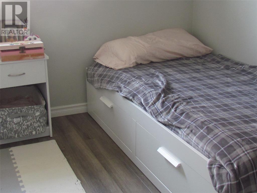 Property at 1351 ERROL ROAD East image 2