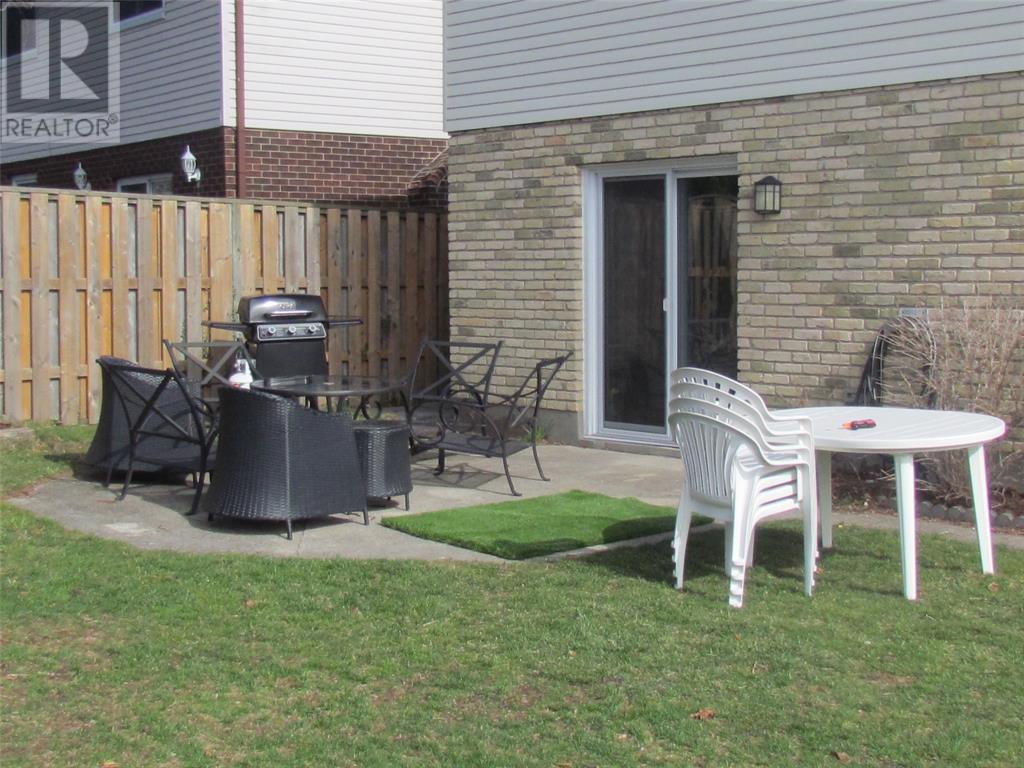 1351 Errol Road East, Sarnia, Ontario  N7S 6J8 - Photo 38 - 25007824