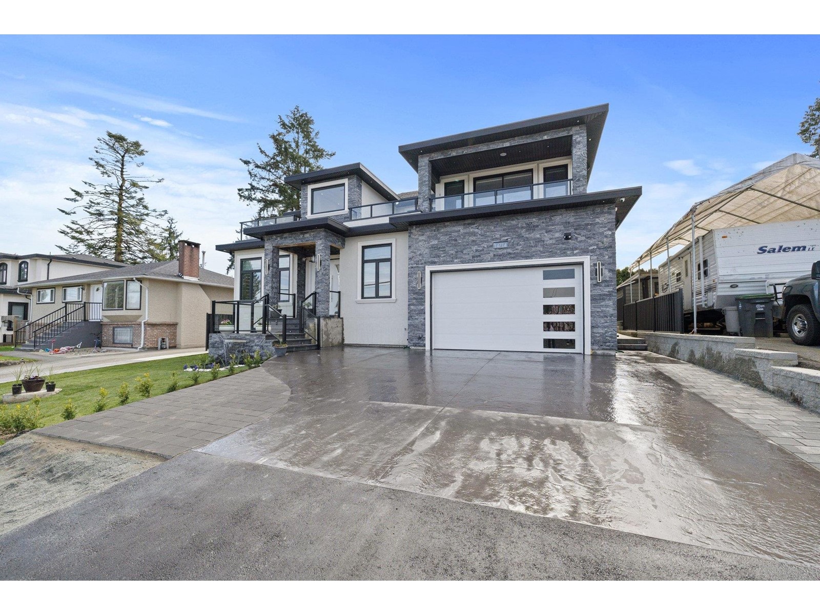 Property at 14714 111A AVENUE image 1
