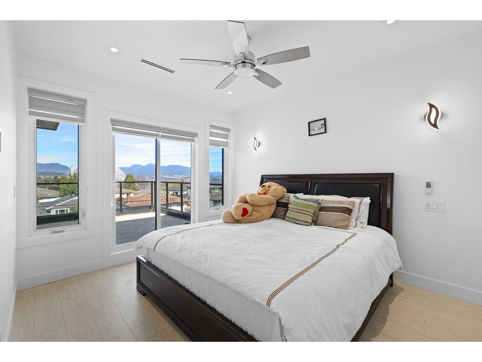14714 111a Avenue, Surrey, British Columbia  V3R 2E1 - Photo 26 - R2986912