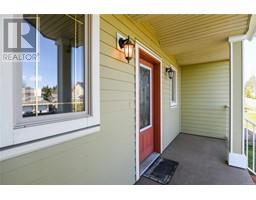 1039 Arrowsmith Ave, Courtenay property photo listing 994544 for sale