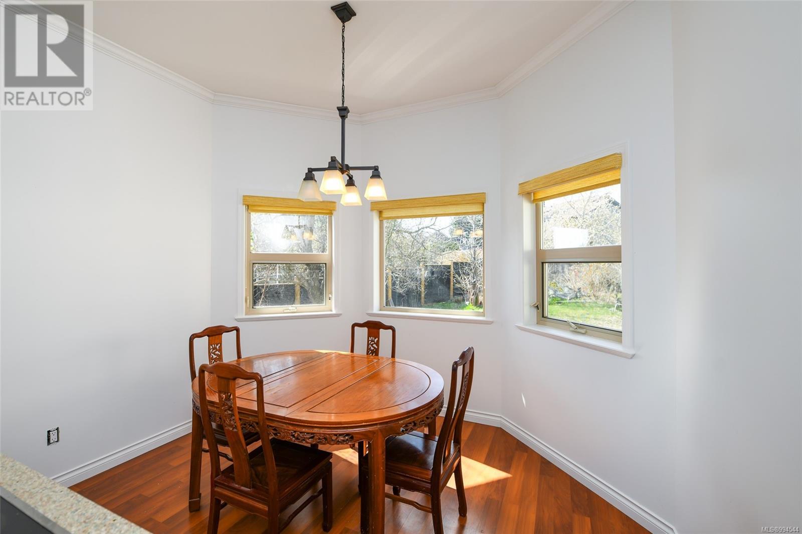 1039 Arrowsmith Ave, Courtenay real estate listing 994544 for sale