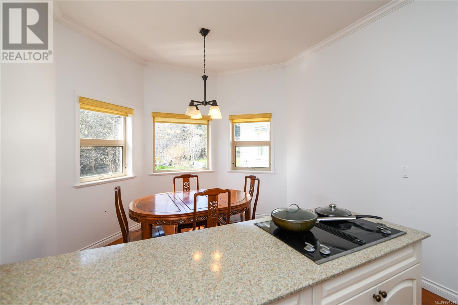 1039 Arrowsmith Ave, Courtenay real estate listing 994544 for sale