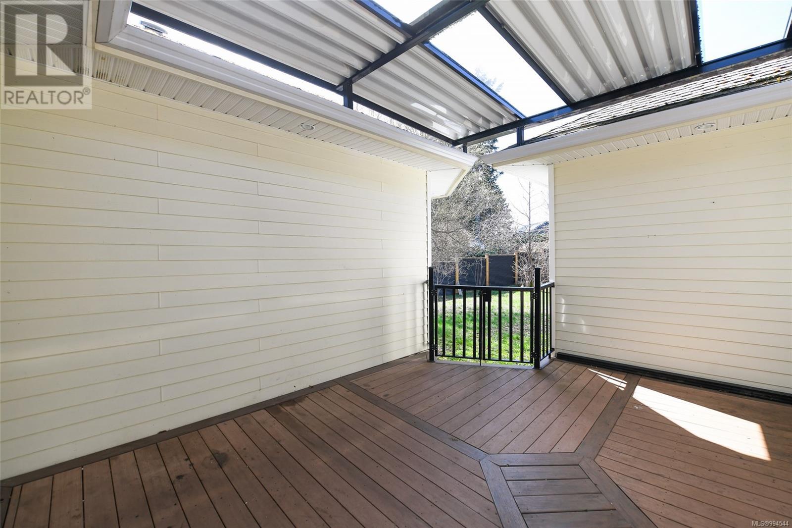 1039 Arrowsmith Ave, Courtenay real estate listing 994544 for sale
